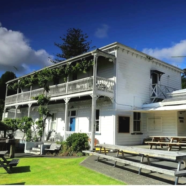 Puhoi Pub